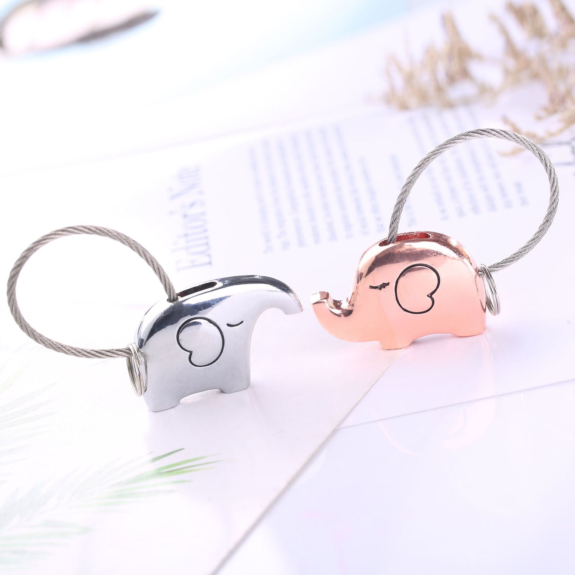 Creative Couple Pair Elephant Keychain Car Pendant