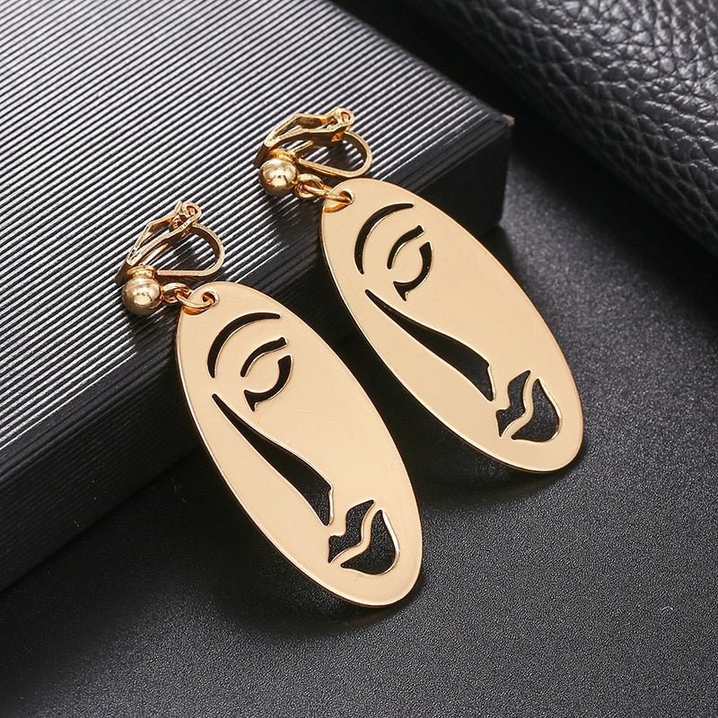 Hollow Out Face Clip Earrings Without Piercing Girls Statement Charm Earrings